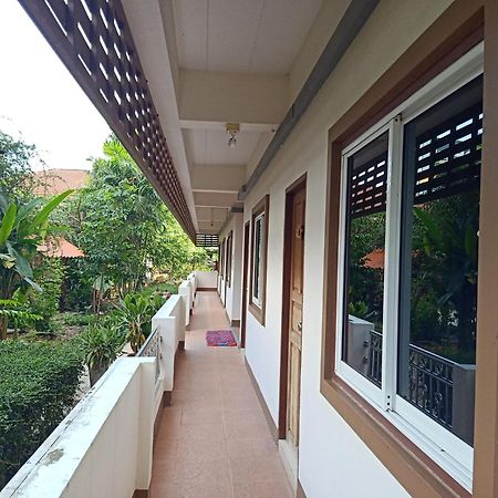 Phumchan Place Hotel Пхаяу Екстер'єр фото